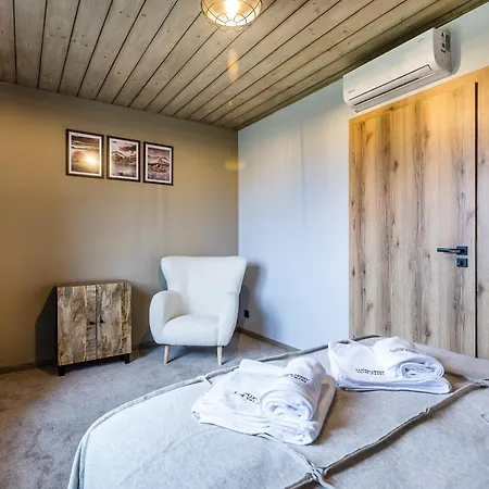 Tatra Bliss Apartments- *