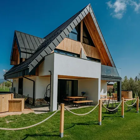 Tatra Bliss Apartments- Holiday home Bialka Tatrzanska
